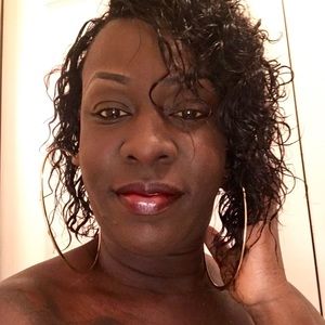 Meet your Posher, Paulna